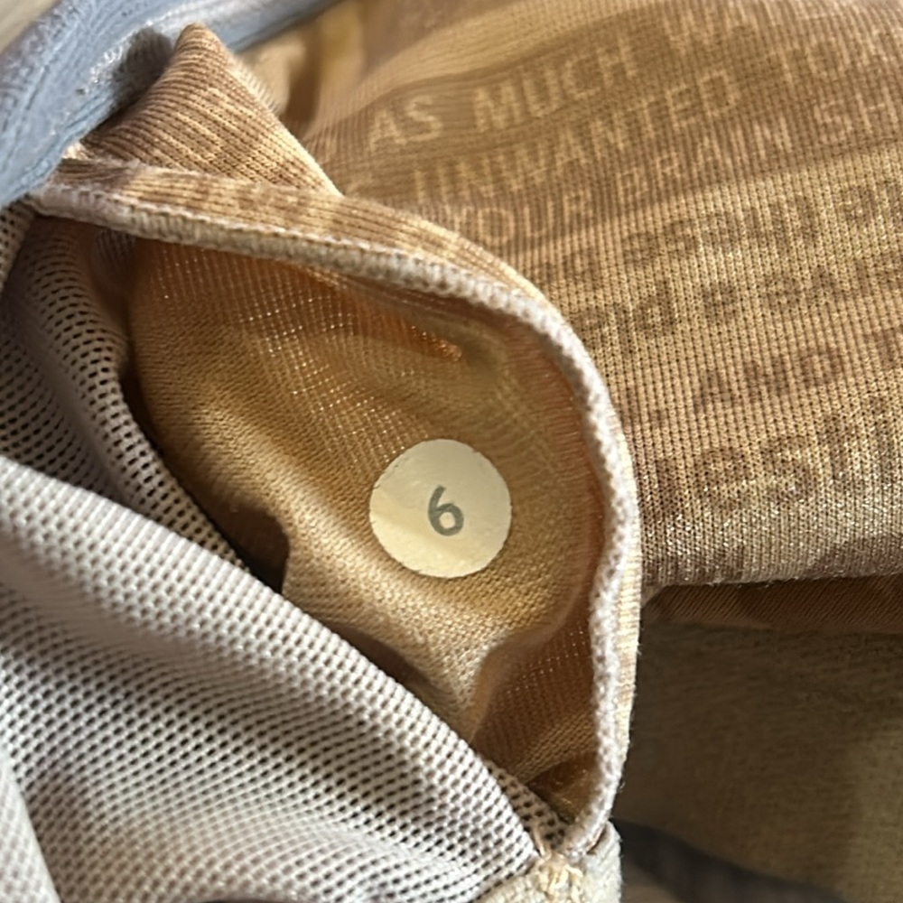 Gray LULULEMON Power Y Tank Top Size 6 - Picture 9 of 9